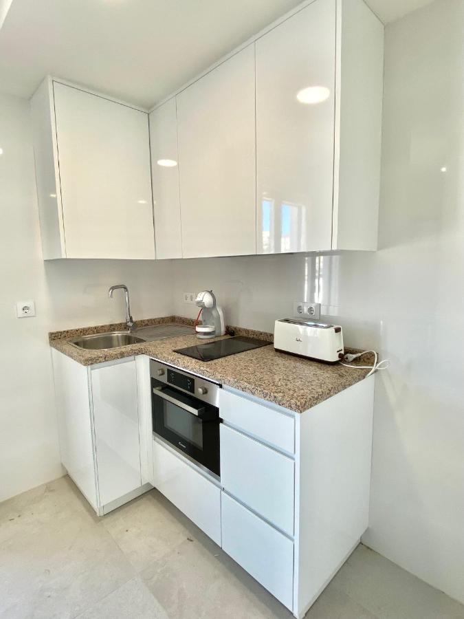 Apartamentos Turisticos Victoria Almuñécar المظهر الخارجي الصورة