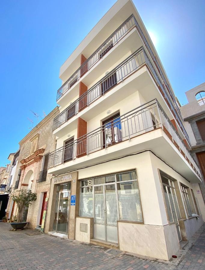 Apartamentos Turisticos Victoria Almuñécar المظهر الخارجي الصورة