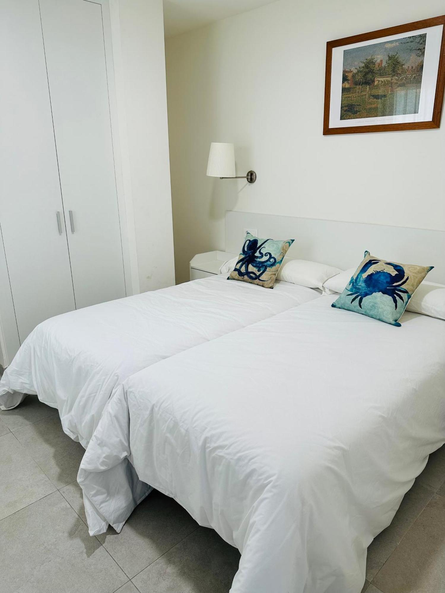 Apartamentos Turisticos Victoria Almuñécar المظهر الخارجي الصورة